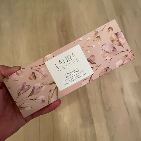 NIB Laura Geller The Casual Collection Beige & Brown Eyeshadow Palette - Picture 2 of 3